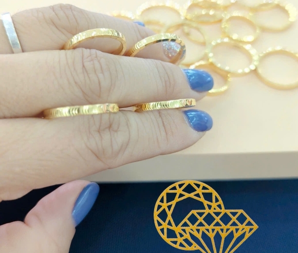 Nhẫn Nữ Mắt Mèo