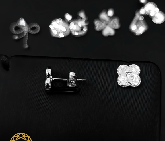 Bông 750 - Đẩy Hoa 4 Cánh