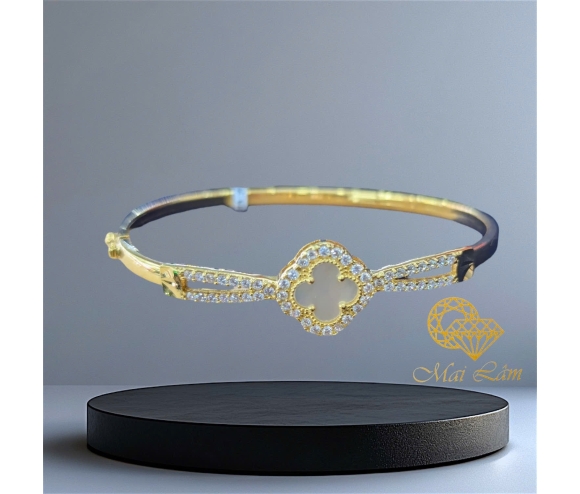 Vòng Tay Hoa Trắng Tấm 